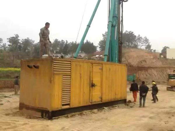 武宁如何判断水冷式机油散热器密封件是否需要更换？